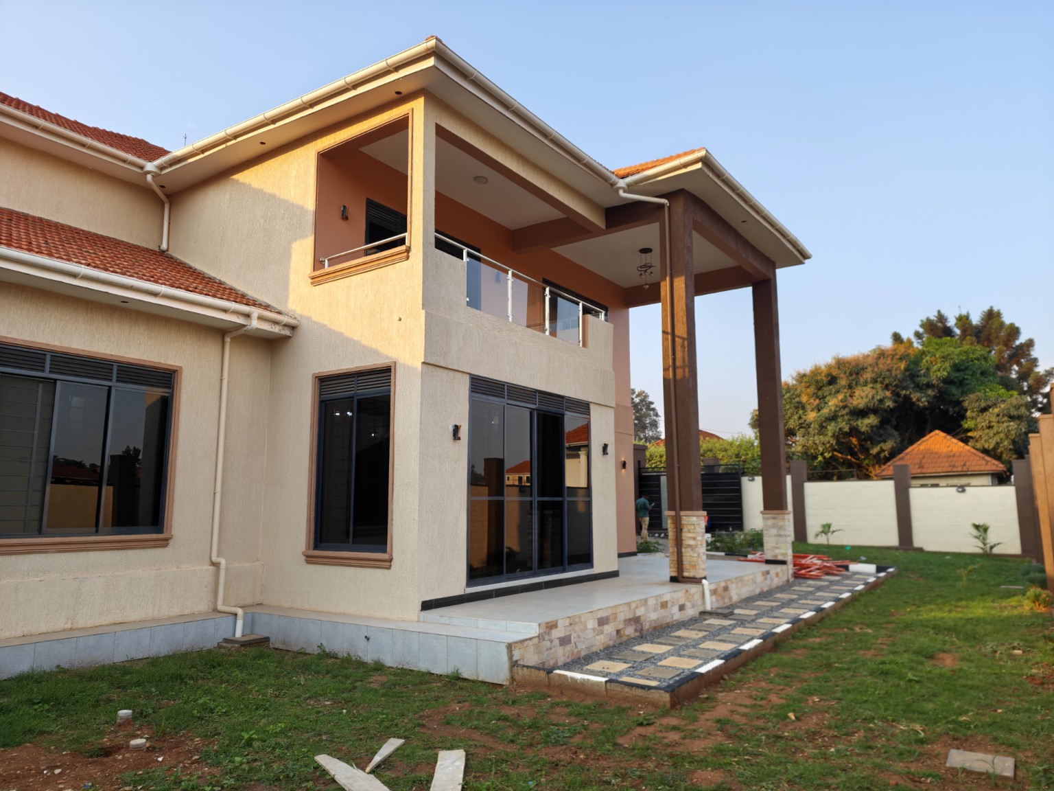 Luxury House for Sale – Kisaasi/Kulambiro - view 2
